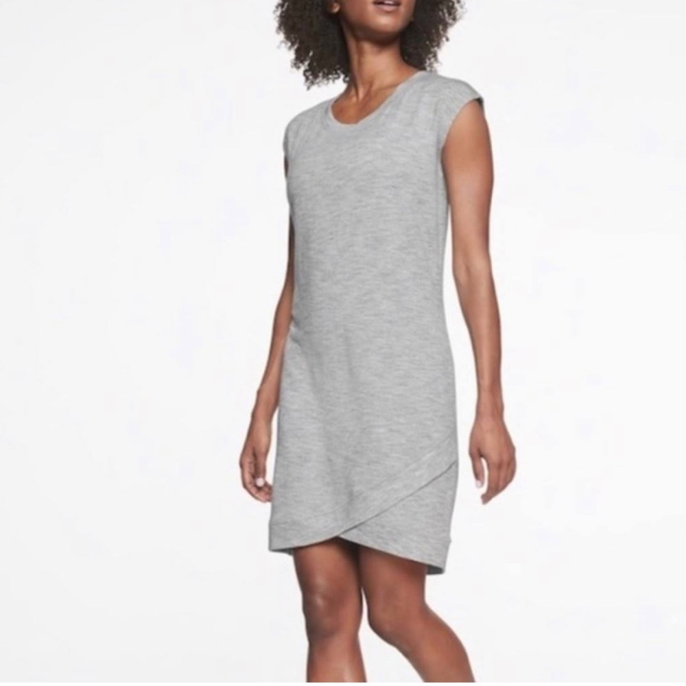 Athlete Active gray short sleeve T shirt dress size M